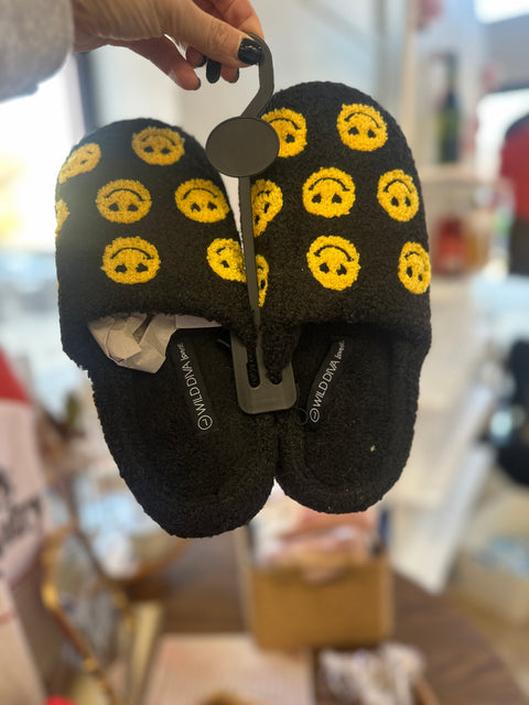 Becci Smiley Slippers