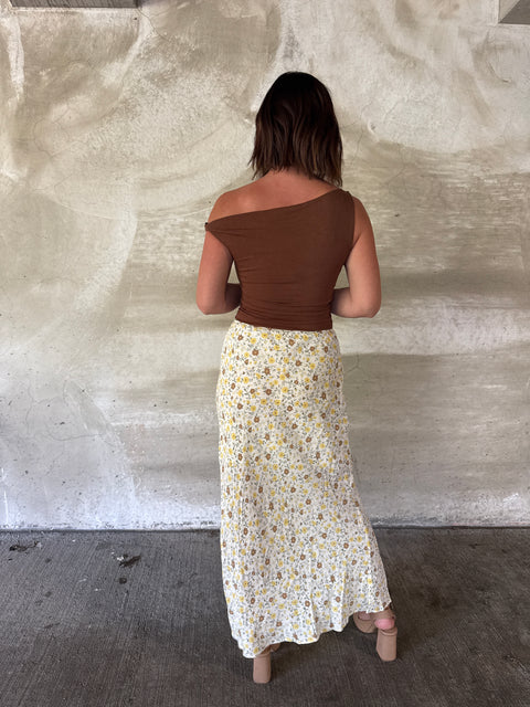 the twist off top-brown
