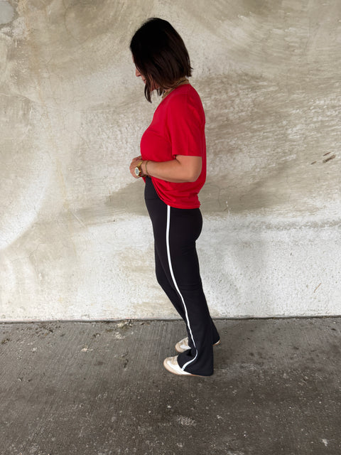 Sculpted Flare Legging