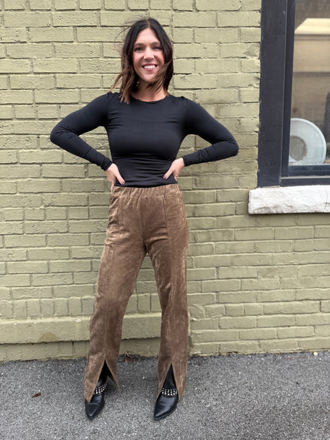 Suede Front Slit Pants
