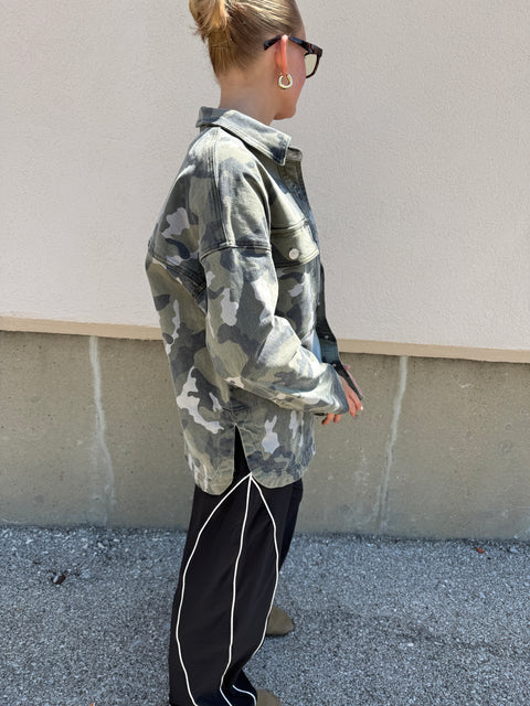 hidden shacket