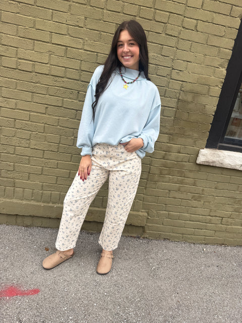 Easy Feeling Pullover-Lt Blue