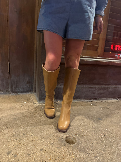 Charlotte riding boot