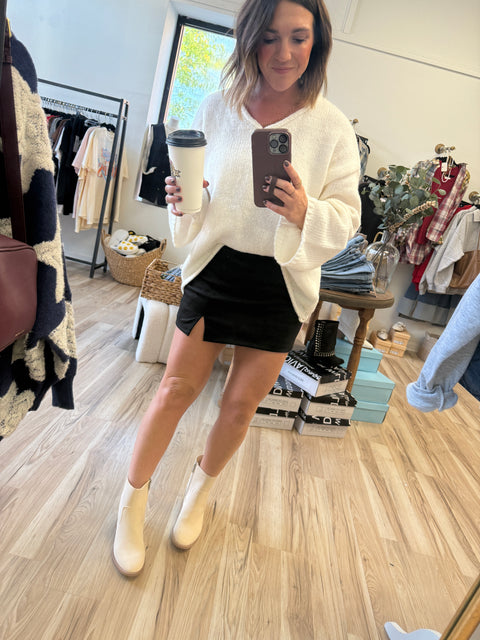 True Warmth Skort- Black