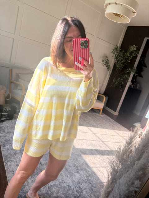 be easy top-yellow