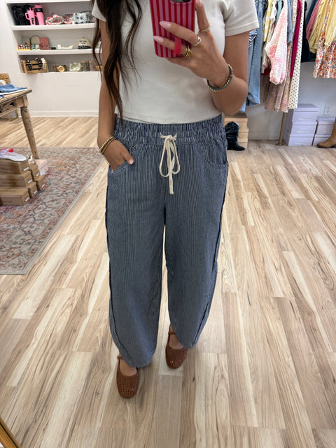 Relaxed fit striped pants- Navy