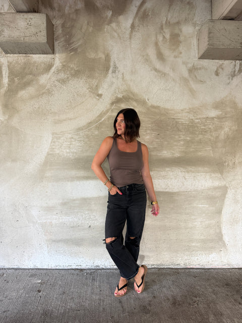 square neck ribbed essential tank-truffle