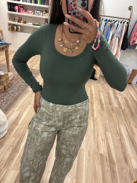 core classic long sleeve-silky pine