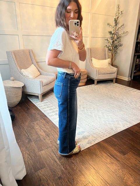 Seasonal Moves - Off White