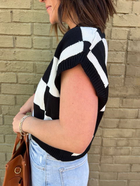 the Hannah Checkered Top-Black