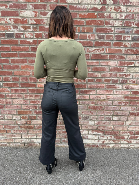 High Ambitions - Olive