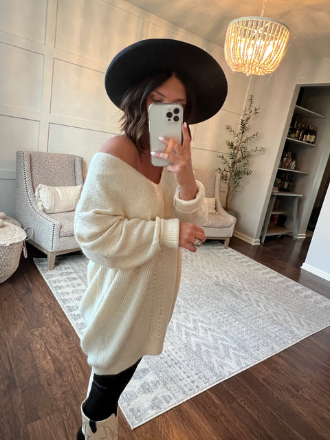 Chic + Sophisticated - Cream