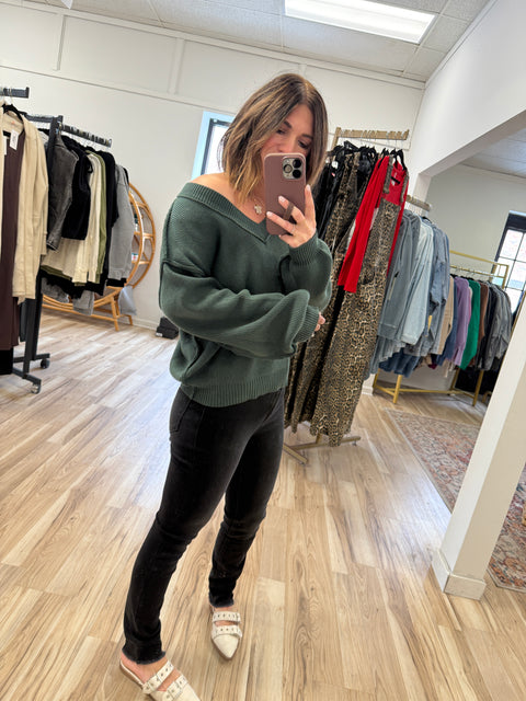 Keep On Sweater-Hunter