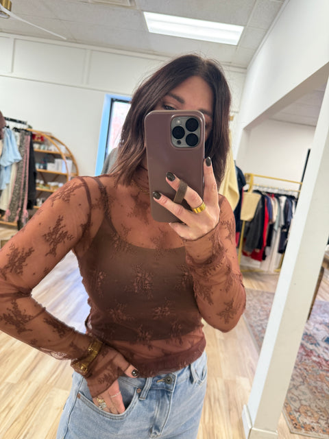 Looks Easy Lace Top-Red Bean