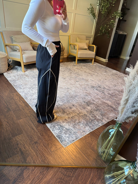 Curved Classic Track Pant