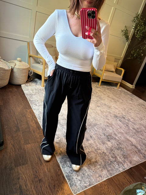 Curved Classic Track Pant