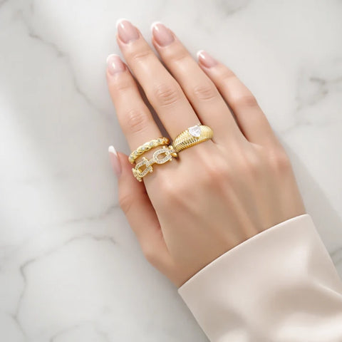 b2r020- cz ring
