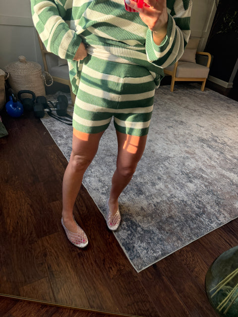 be easy shorts-green