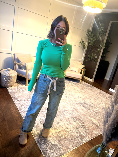 ribbed essential top-kelly green