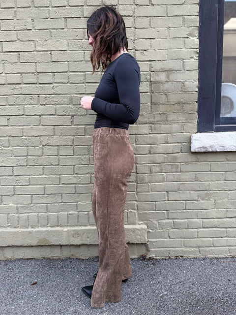 Suede Front Slit Pants
