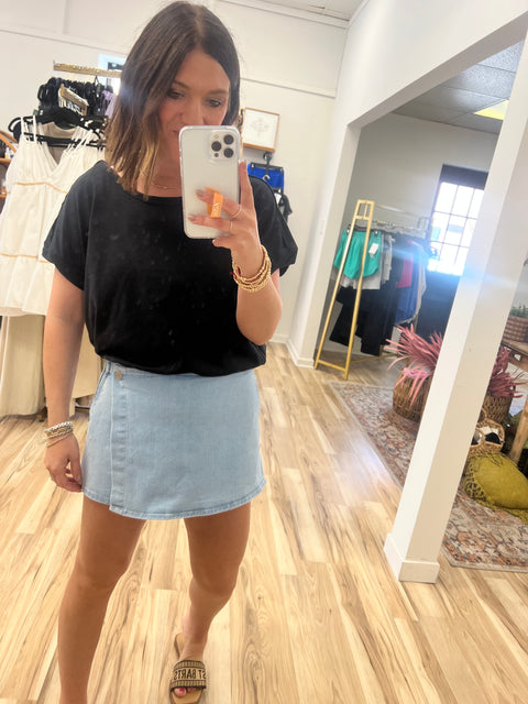 Seasonal Moves - Black