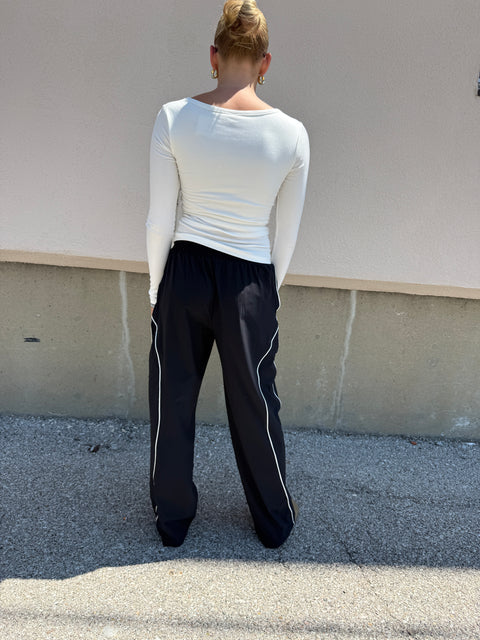 finish line track pants-black