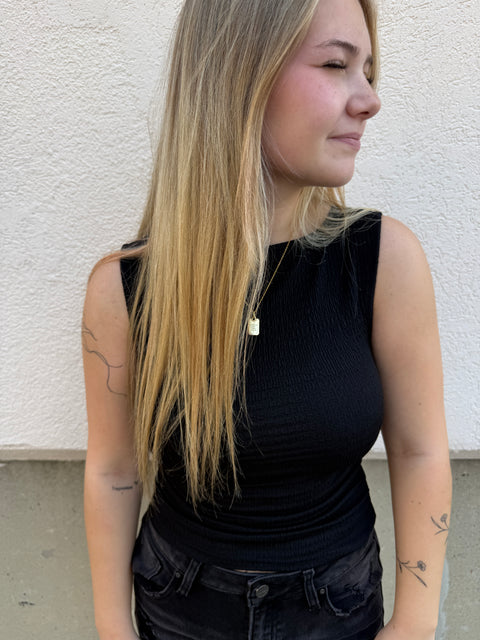 boatneck textured top-black