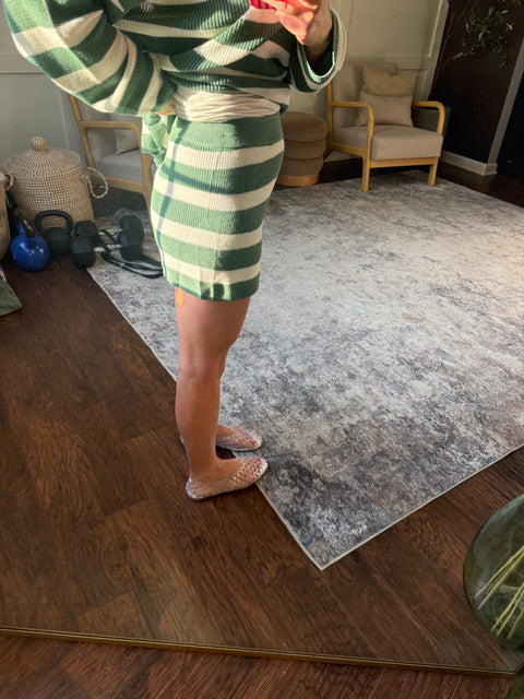 be easy shorts-green
