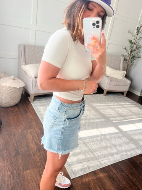 Ribbed Essential Cropped Tee-White