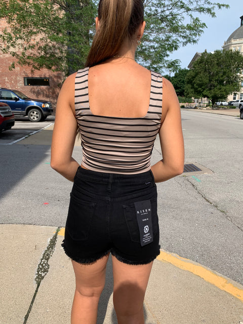 Classic Contrast Top-Taupe