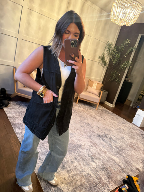 A Different View Vest- Black