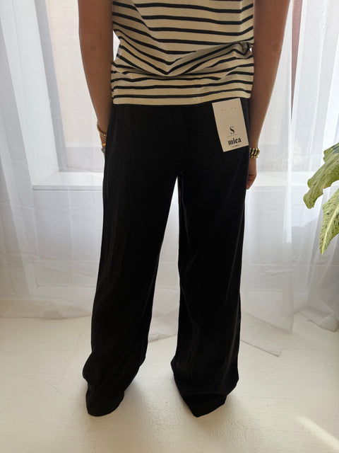 Arcadia Wide Leg Jogger