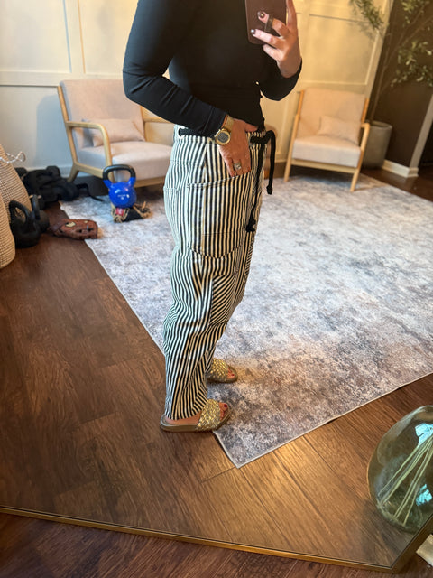 Striped Barrel Pants- Black