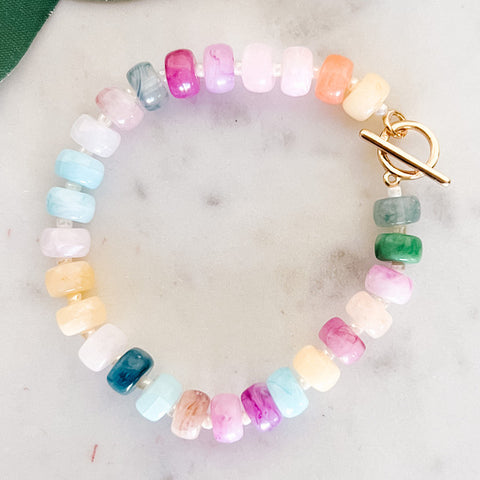 B-680 beaded bracelet with toggle