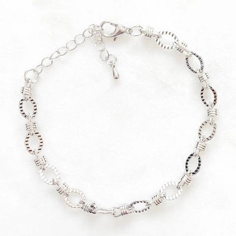 Textured Chain Bracelet