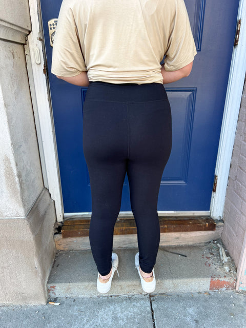 V-Waist Butter Leggings - Black