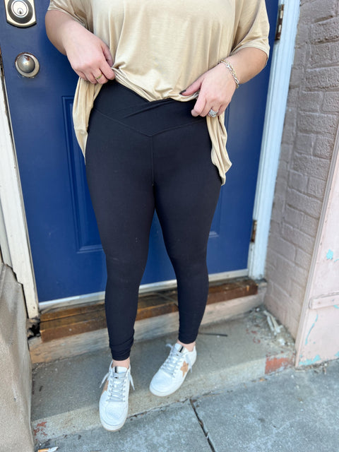 V-Waist Butter Leggings - Black